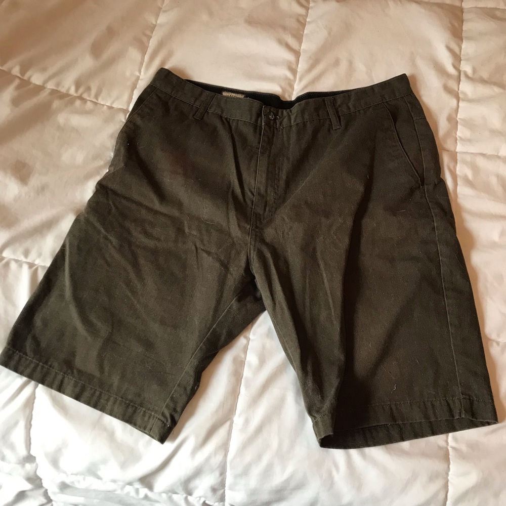 Volcom Shorts size 36